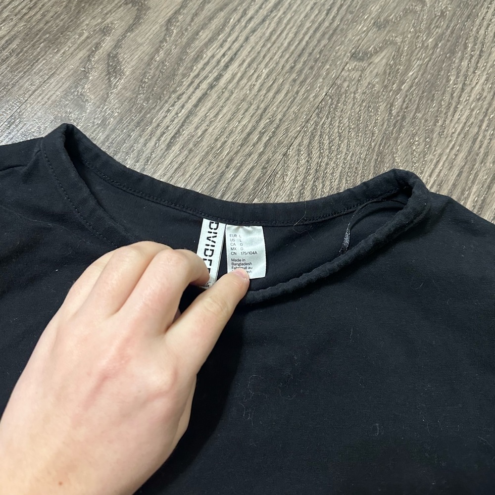 black crop top